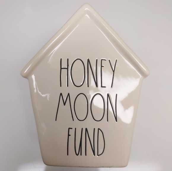 💍💒 Rae Dunn Honey Moon Fund cream ceramic piggy bank great condition - Picture 1 of 5
